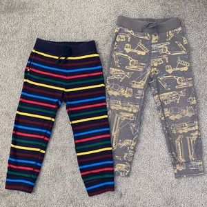 GAP: Boy’s Pants (size: 5)
